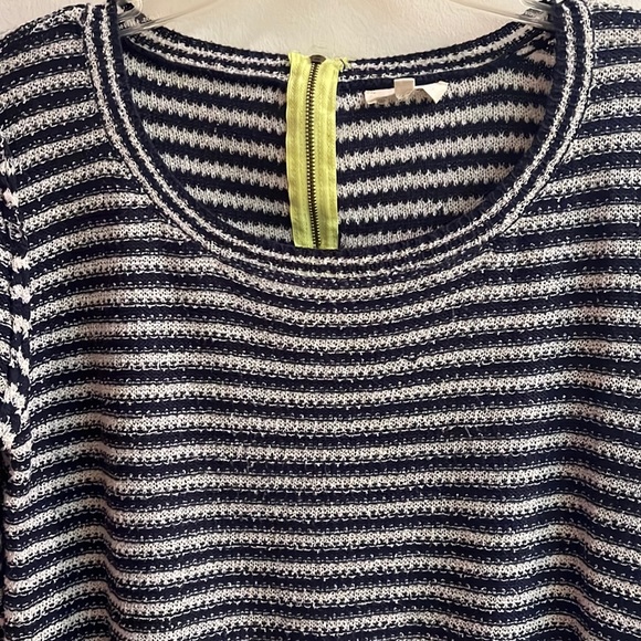 MYSTREE Lightweight Navy/White Stripe Sweater - Picture 2 of 8